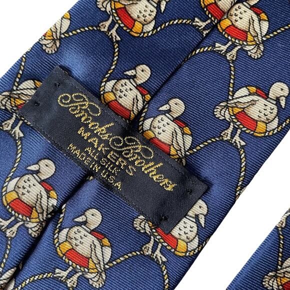 Brooks Brothers Makers Silk Tie Ducks in Life Preserve Nautical Made in USA EUC - Picture 3 of 7